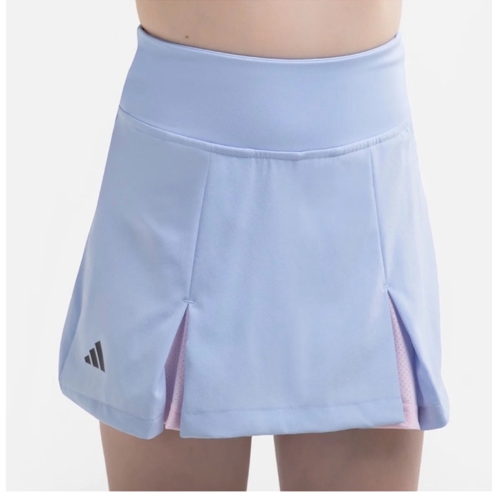Adidas Club Pleated Aeroready Skort
Girls Medium